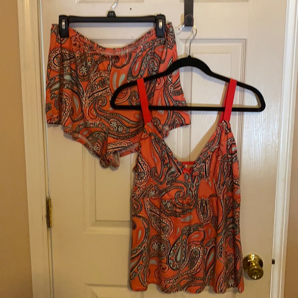 ND Intimates pajama set cami top & shorts.